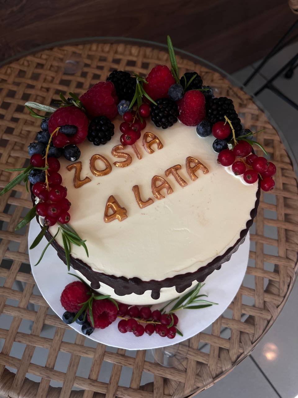 Tort owocowy
